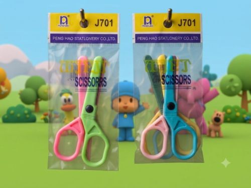 Tijera infantil varios colores