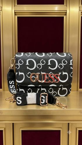 bolsa mediana guess